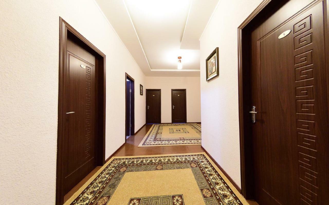 Zlata Inn Tamchy Exterior foto