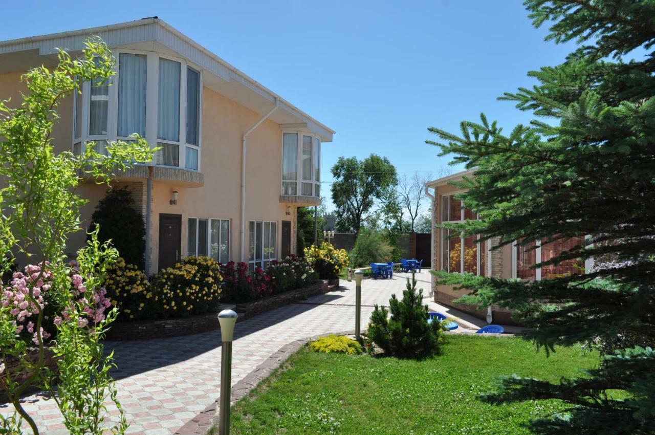 Zlata Inn Tamchy Exterior foto